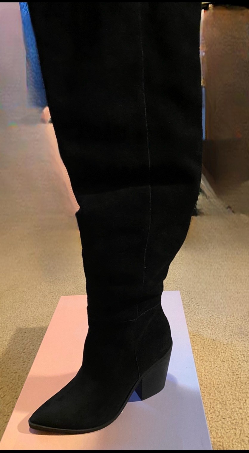 Women's Shoe, Lisa Vicky_Maxi Over the Knee Boot, blk suede, size 8.5 New In Box