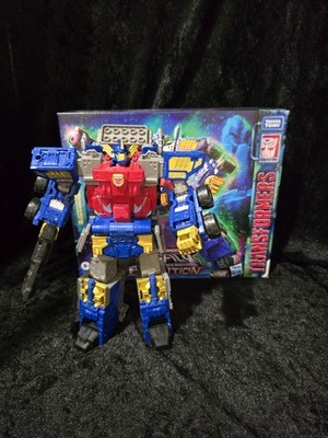 Transformers Legacy Evolution Armada Optimus Prime Commander Class