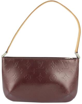 Louis Vuitton Bordeaux Vernis Mat Fowler Pochette Accessoires