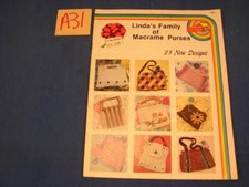 A31 VINTAGE MACRAME PATTERN BOOKLET LINDA'S FAMILY OF MACRAME PURSES