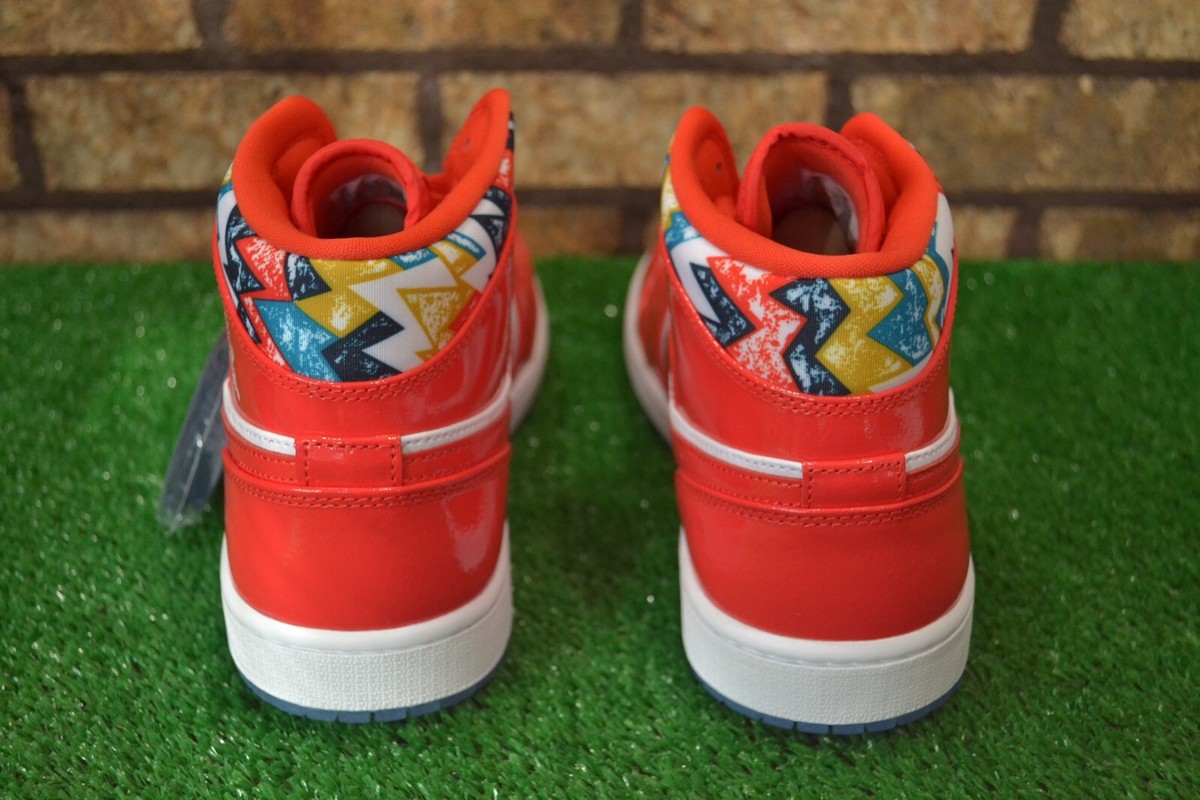 Jordan 1 Mid SE (DC7294-600) 