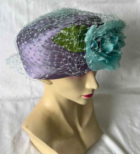 1950s 1960s Vintage Silky Mauve Blue Netting Pillbox Halo Hat Ladies 21.2" 54cm - Picture 11 of 23
