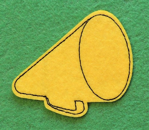 1 Cheerleader Megaphone Sports Applique Wrights Black Blue Green Red or Yellow - Picture 6 of 6
