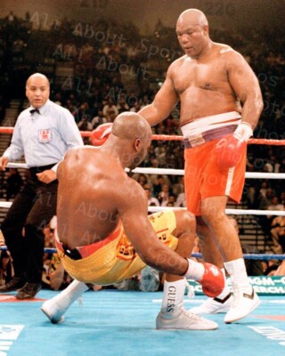 George Foreman Defeats Michael Moorer Becomes Oldest Champion Photo Print Poster