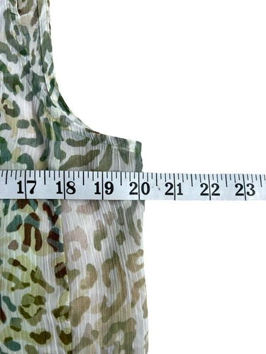 Liz Claiborne Petite XL Blouse + Cami Green Animal Print Crepe Chiffon Pintuck - Picture 5 of 6