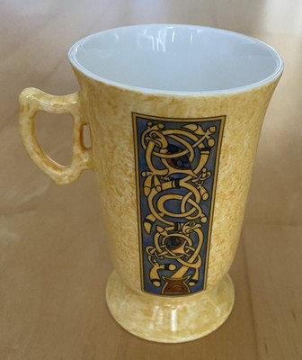 Irish Treasure by Royal Tara Tasse