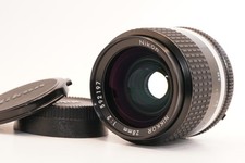  MINT Nikon Ai-s Nikkor 28mm F2 Wide Angle MF Lens F Mount From JAPAN