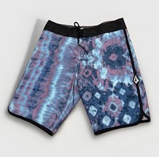 Men’s Volcom Mod-Tech Blue/Purple Tie Dye Lido Scallop 20" Board Shorts Size 31