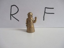 METALLL!!! Fingerhut Verkehrspolizist in MESS...