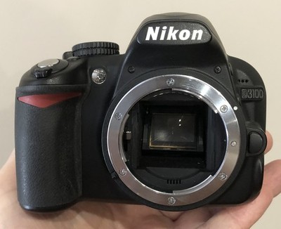 Nikon D3100 ungetestet Wird als NICHT funktionsfähig verkauft.