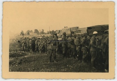 Orig. Foto russische Gefangene in NOWOSHEW Nowoschew b. Ostrow Russland 1941