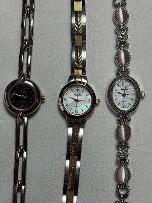 Lot of 3 Vanity Fair Women s Quartz Watches Running VFW97319W VFW553 VFW560