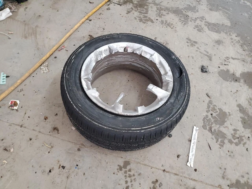 Used Front Right Door Assembly Front fits: 2009 Infiniti G37 4 Dr Sdn Front Righ Foto 4 de 4