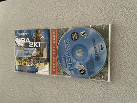 SEGA Dreamcast Console Bundle 2 Games  Controllers & Hookups - White - Tested