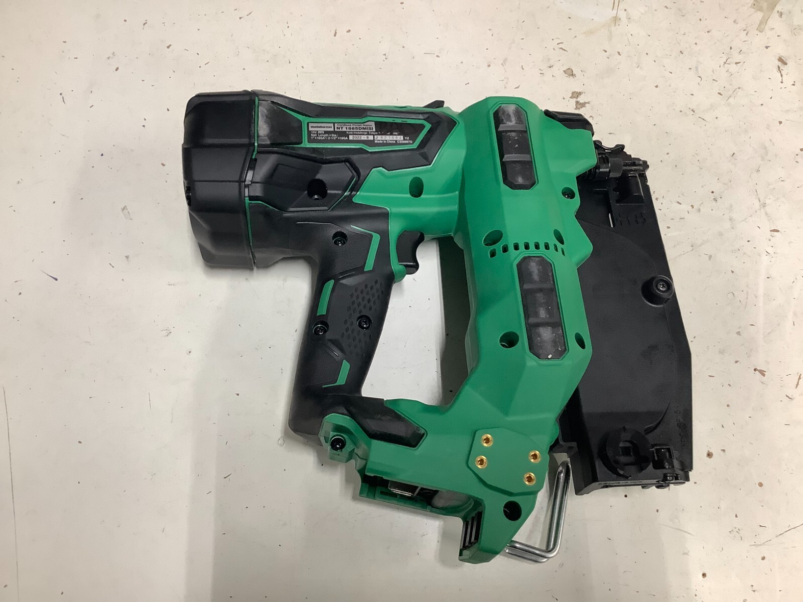 BAD! (TOOL ONLY) READ METABO NT1865DM 16-Gauge Cordless Finish Nailer 18v Li-ion