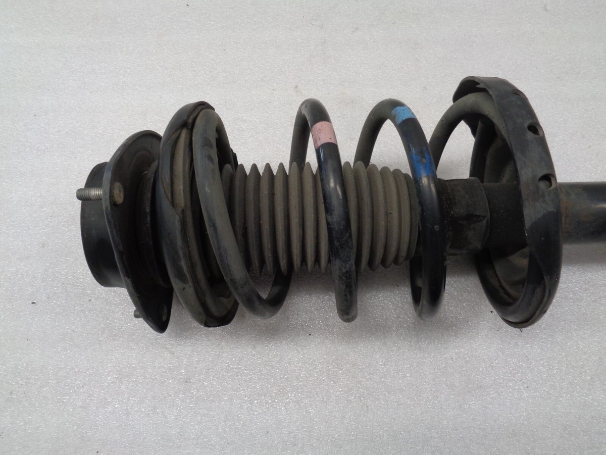 13-15 Subaru XV Crosstrek Front Right Side Strut Shock Absorber