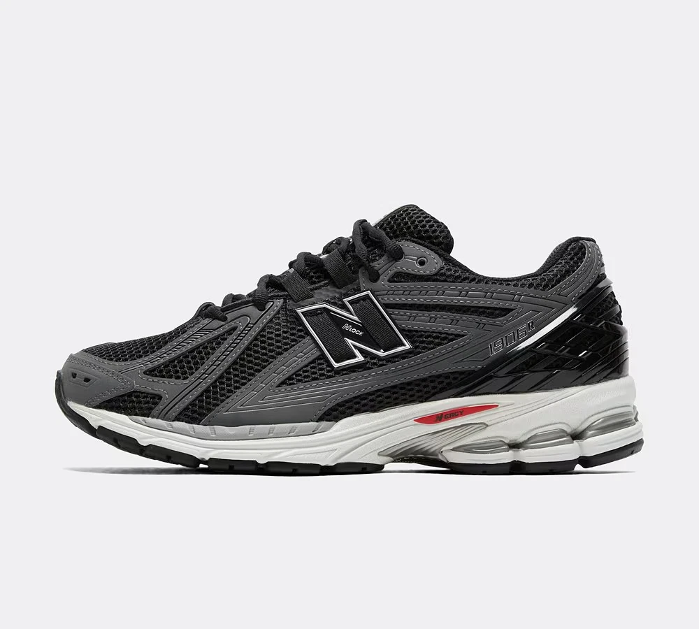 New Balance 1906R in nero e grigio tutte le taglie stock limitato