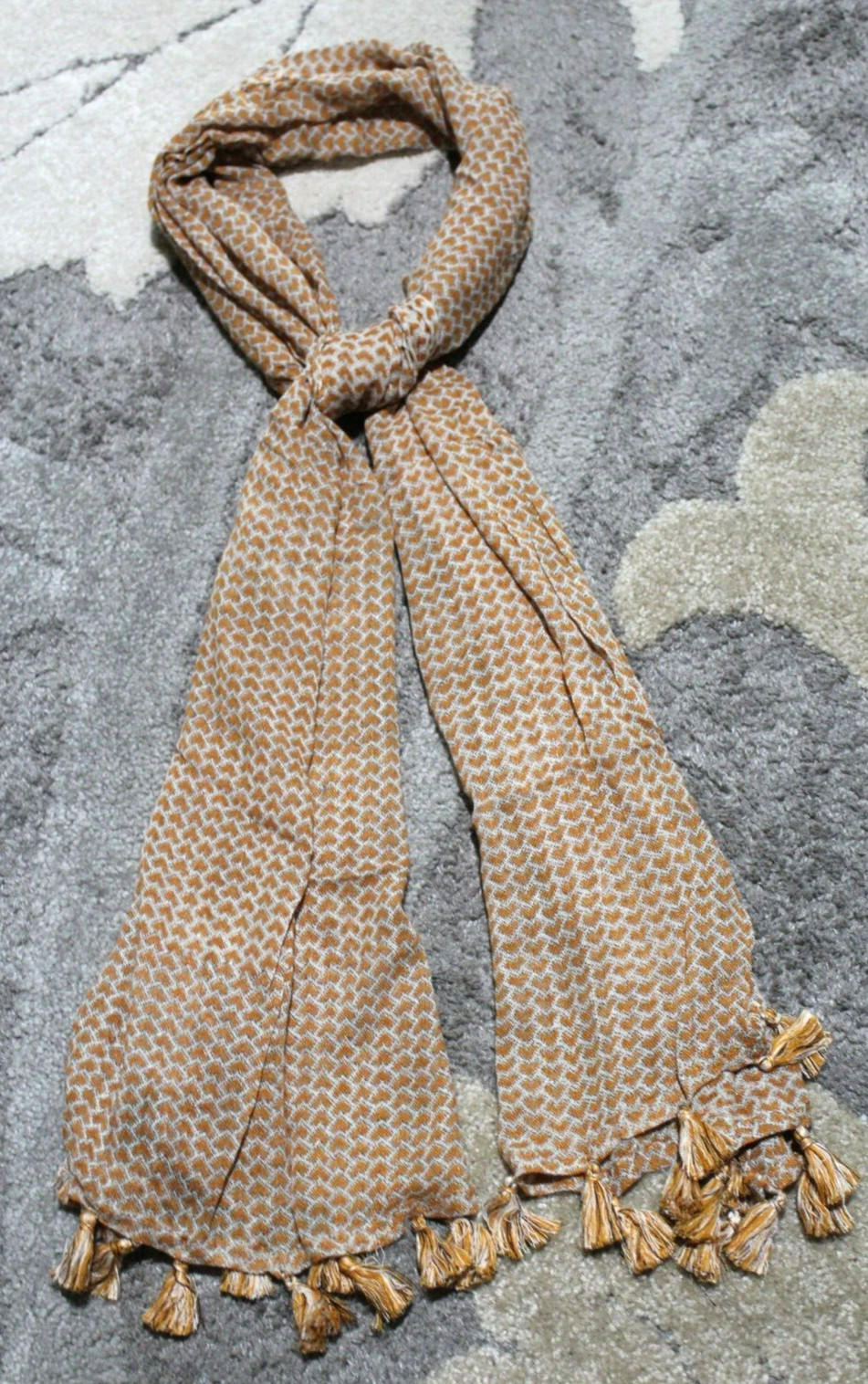 Lightweight Accent Neck Scarf Rectangle Heart Sha… - image 1