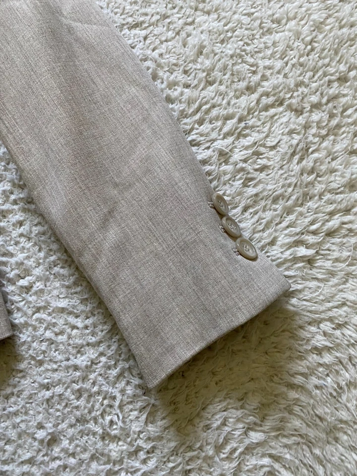 Blazer mujer The Limited Collection manga larga pico beige talla 2 Foto 2 de 4