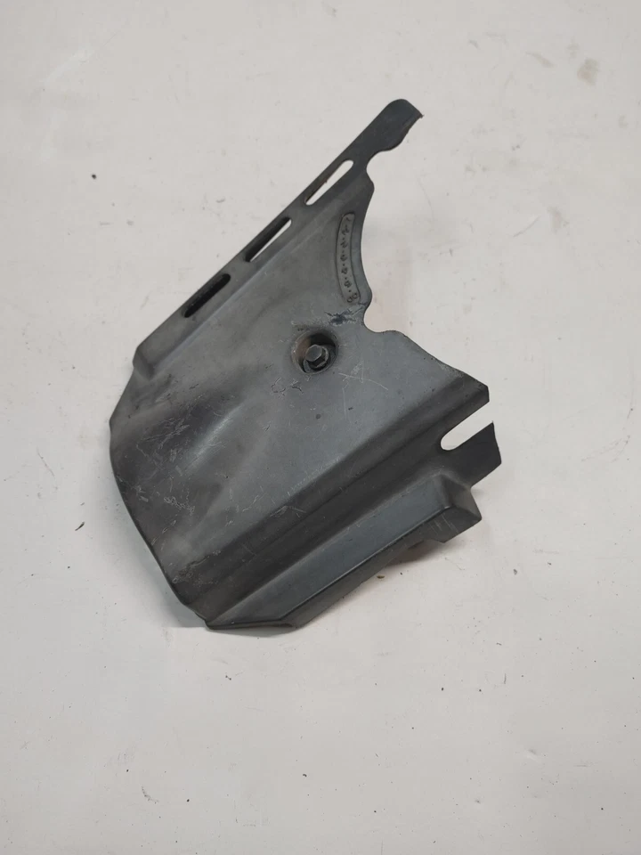 Panel de cubierta de cambio lateral Honda V45 Magna VF750C 1983 11341-MB0-770 Foto 2 de 3