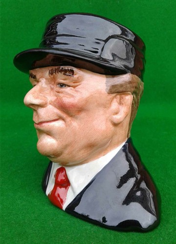 JARRA DE CARÁCTER ROYAL DOULTON - EL CONDUCTOR DEL MOTOR - NO PRODUCIDA PARA LA VENTA - D6823. - Imagen 4 de 8