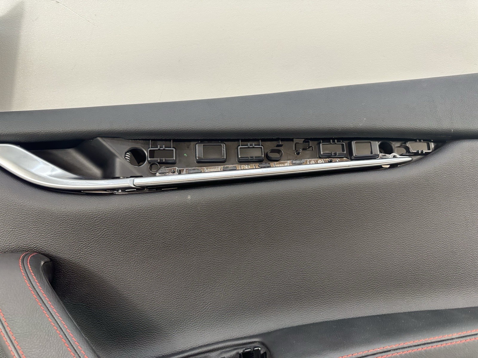 14-17 MASERATI GHIBLI S FRONT RIGHT PASS SIDE INTERIOR DOOR PANEL ASSEMBLY OEM