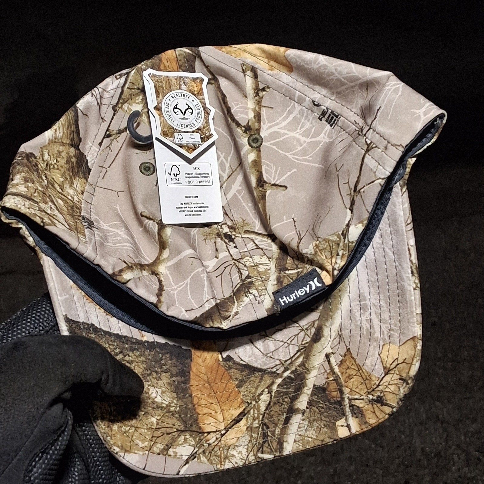 Hurley Realtree Camo Flexfit Men's Baseball Hat S/M Tan/Brown