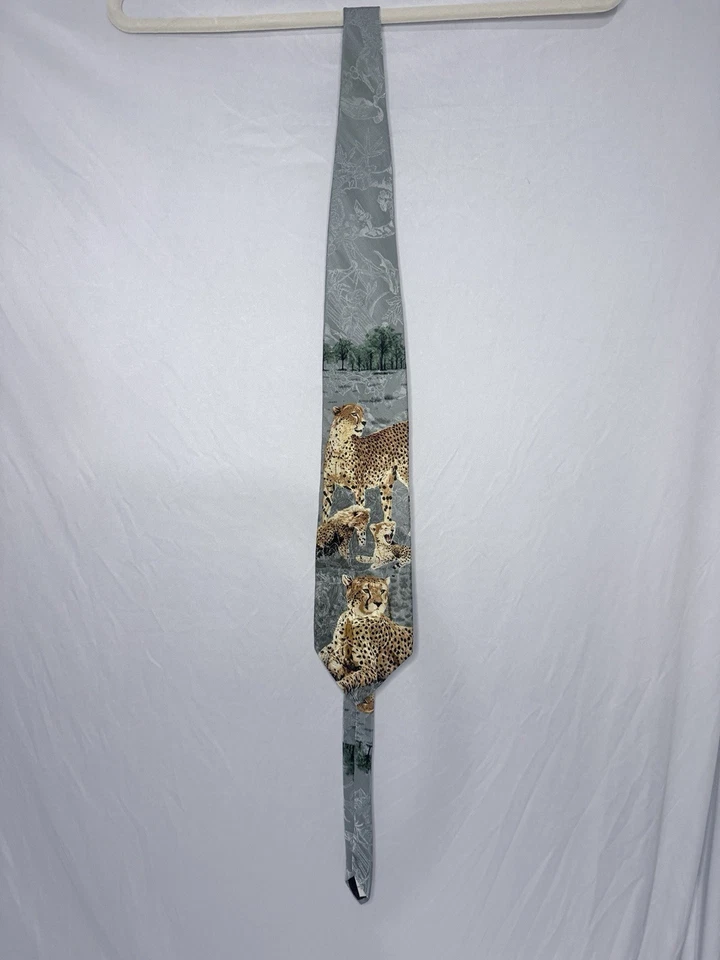 Gravata Vintage Espécies Ameaçadas Gravata Vintage Gravata de Seda Cheetahs - Imagem 2 de 4