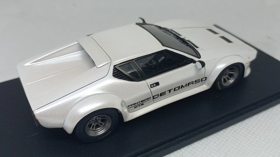De Tomaso Pantera GT5 1981 1/43 Spark S0533 - Immagine 2 di 4