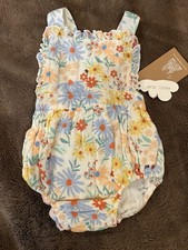 NWT Angel Dear Girls Sz 0-3 Month Print Floral Ruffle Bubble 1 Pc