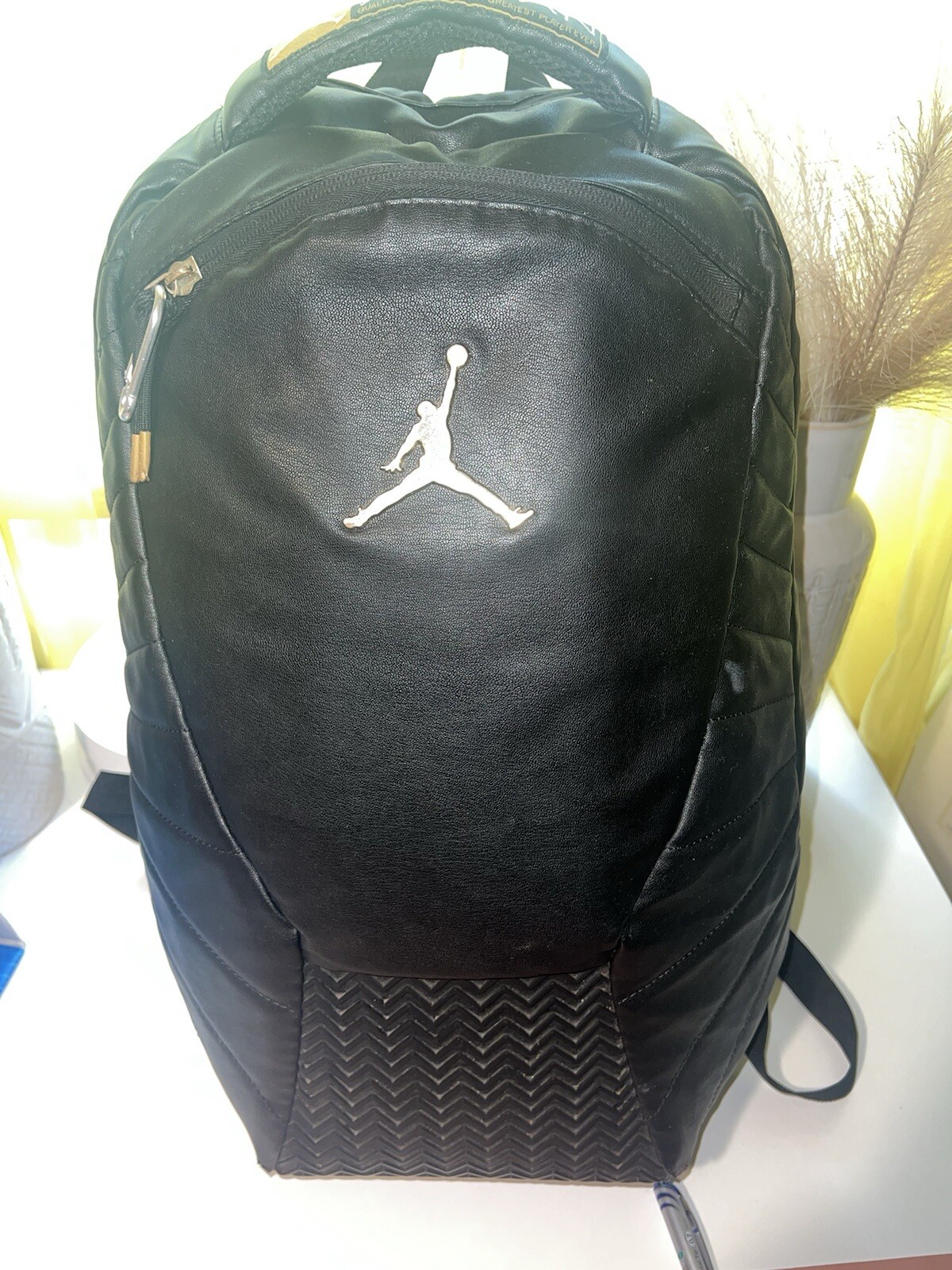Jordan Retro 12 XII Backpack Bag Black GOLD Nike Air OVO The Master . Damage.