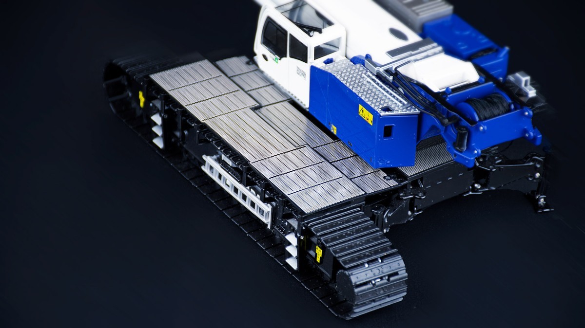 Tadano GTC-1800EX/GTC-2000 Crawler Crane - IMC 1:50 Scale Model