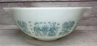 Vintage Pyrex  2-1/2 Qt Mixing Bowl #403 Amish Butterprint Turquoise Rooster