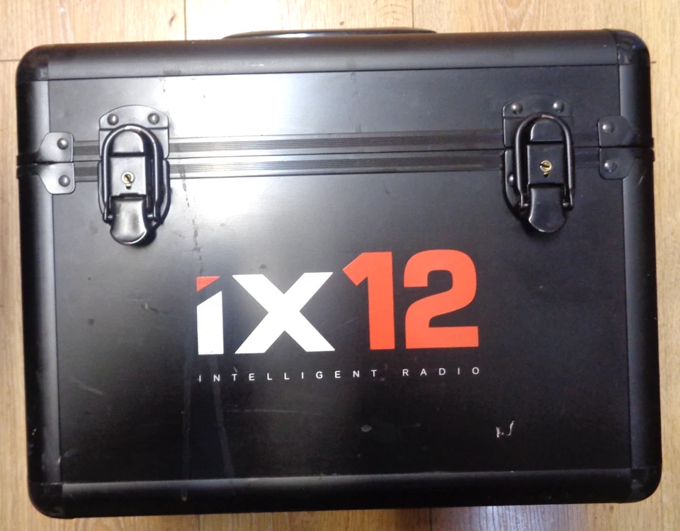 Spektrum IX12 RC Transmitter Radio Aluminum Carrying Case in good condition - Image 1 of 4