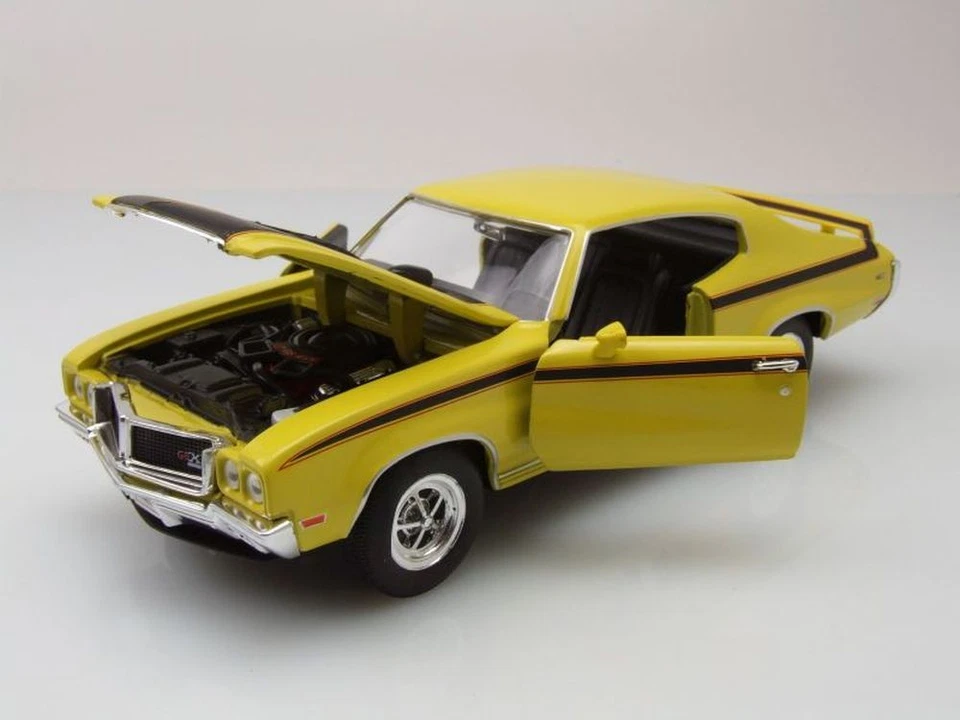 Buick GSX 1970 Giallo Modellino 1:24 Welly - Immagine 4 di 4