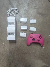 Xbox One Controller and Fosmon Charging Dock with USB Cable