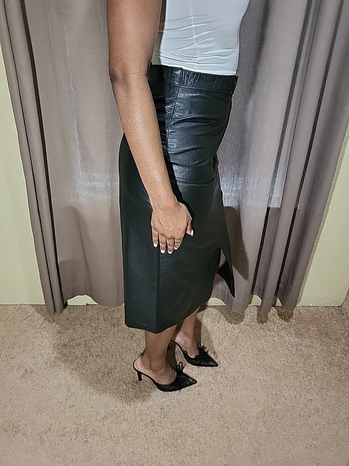 Vintage Leather Tibor Pencil Skirt Women’s Sz 8  Black Front Slit - Image 3 of 4