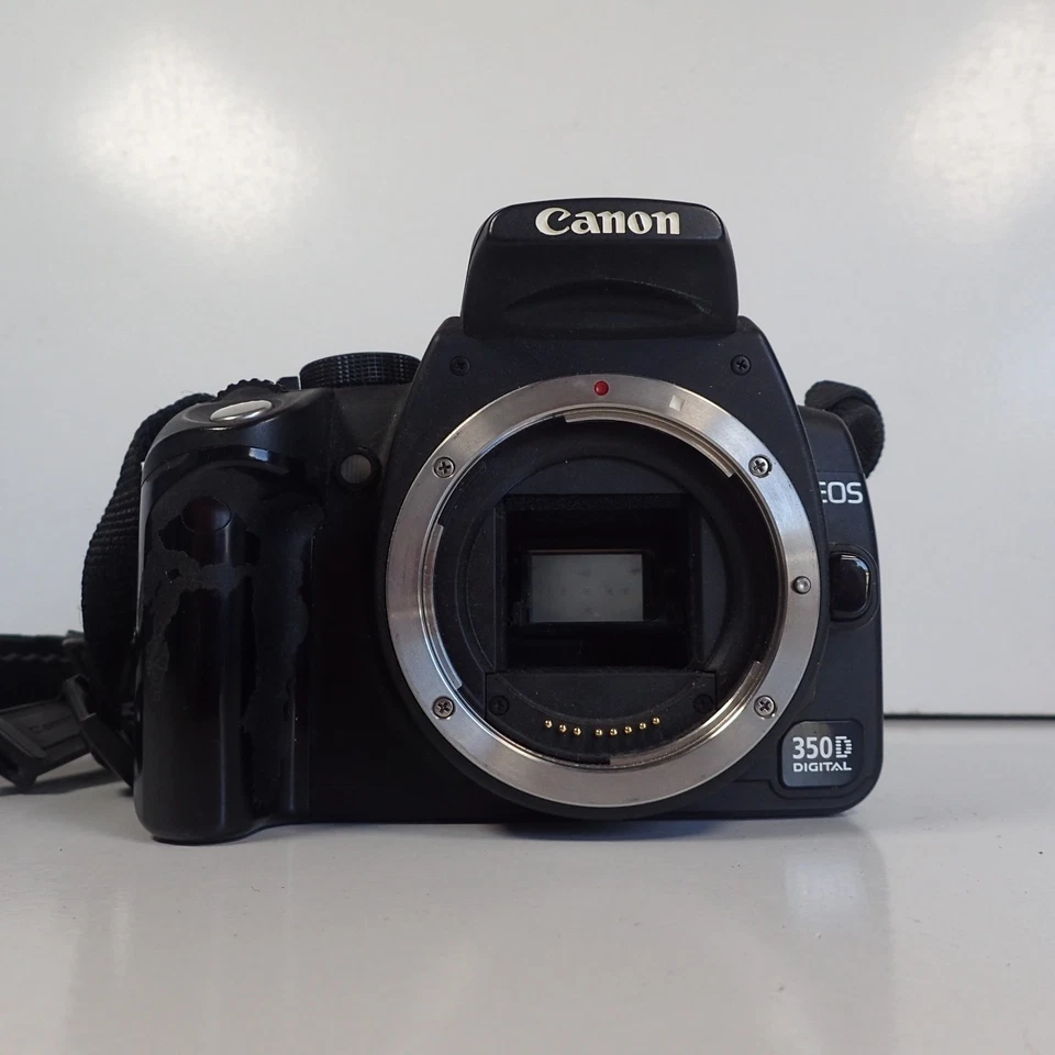 Canon EOS 350D DSLR 8.0MP Digital Camera w/Battery - Body Only - Image 2 of 4