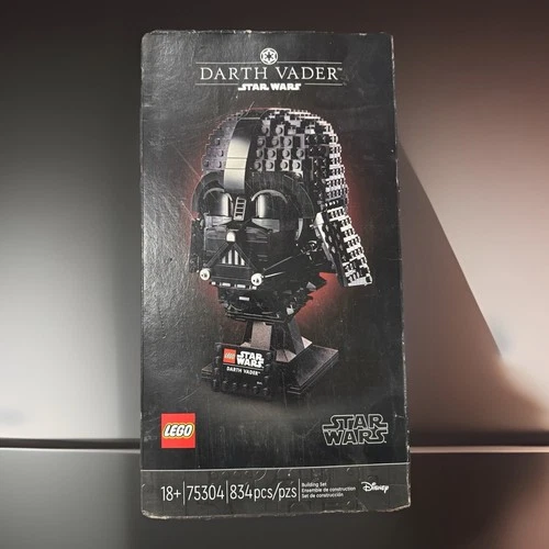 LEGO Star Wars New Darth Vader Helmet 75304 Sealed  NEVER OPENED FREE SHIPPING