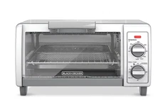 Black+Decker 4-Slice Convection Toaster Oven Countertop