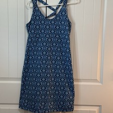 Merrell Lilly Women’s Active Dress M Opti-Wick UPF Blue Strappy Shelf Bra