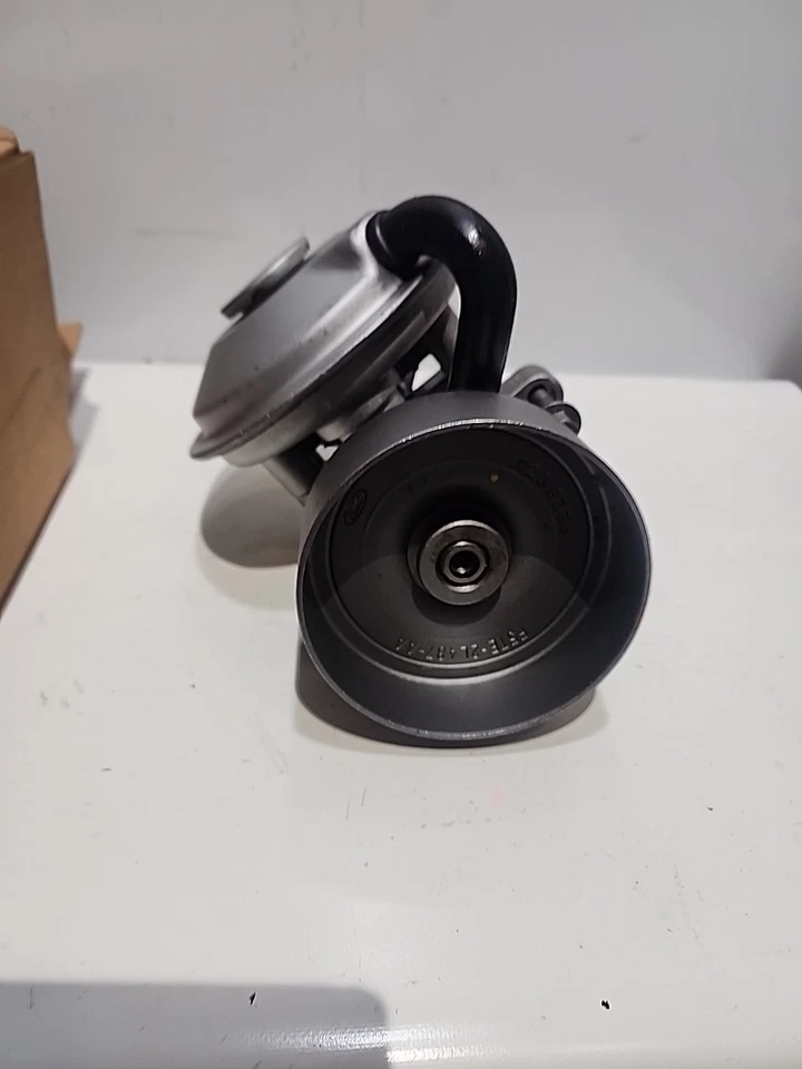 Bomba de vacío Cardone Industries 64-1029 Ford F-250 diésel Foto 2 de 4