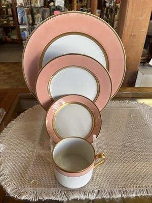 Fitz and Floyd Renaissance Peach Four Pc Place Setting Included