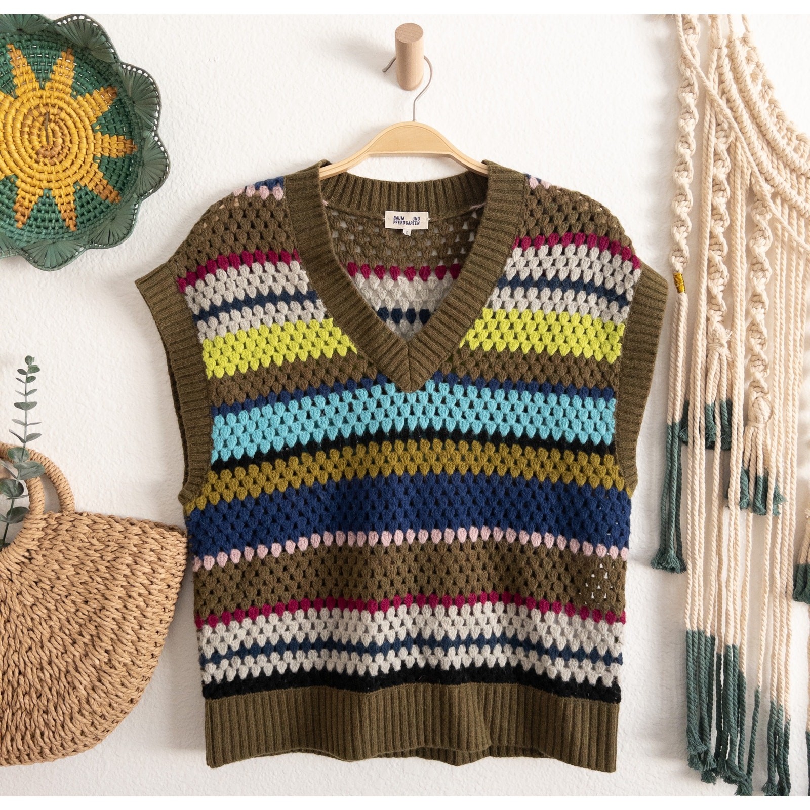BAUM UND PFERDGARTEN Coletta Striped Crochet Sweater Vest image 2