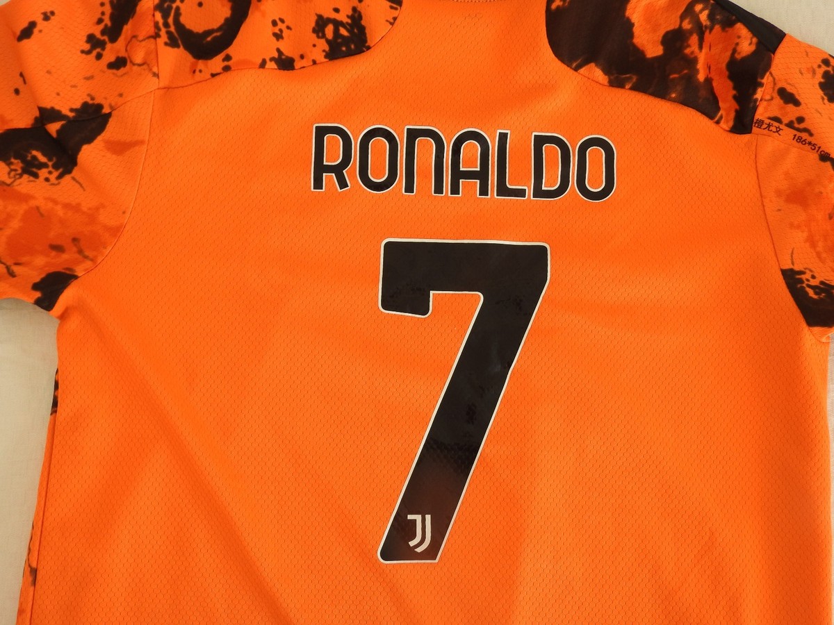 Juventus Away Jersey #7 Ronaldo Adidas Orange Shirt Size Boys 26
