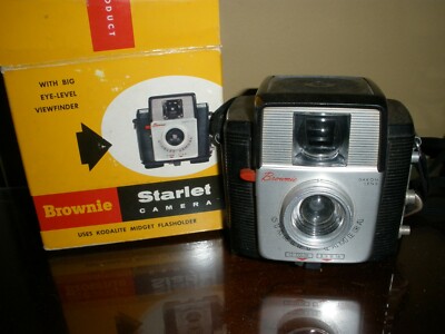 Vintage Kodak Brownie Starlet Camera #23 in Box not tested