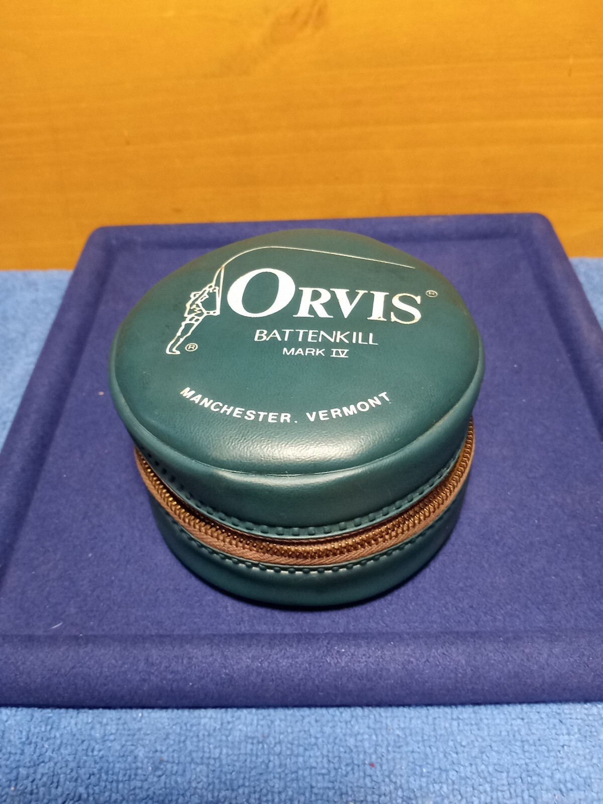 Vintage Orvis Battenkill Mark IV. VGC, minor wear, prespooled and works...