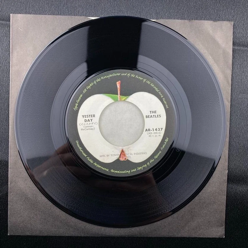 The Beatles • Act Naturally Yesterday Japan Import 7" 45-RPM Record Single NM M- - Image 3 of 4