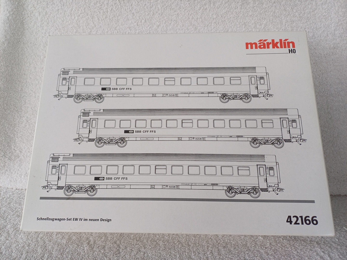 Märklin HO Gauge 42166 SBB CFF FFS Swiss Railways New Design Triple Coach Pack