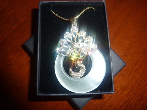 White Cat Eye Austrian Crystal Peacock Pendant 30" Chain *NEW* - Picture 2 of 5